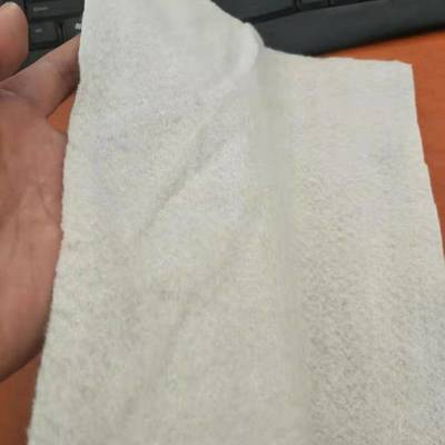 車庫(kù)頂綠化種植中120g聚酯無(wú)紡布濾水層造價(jià)分析與紙箱包裝考量